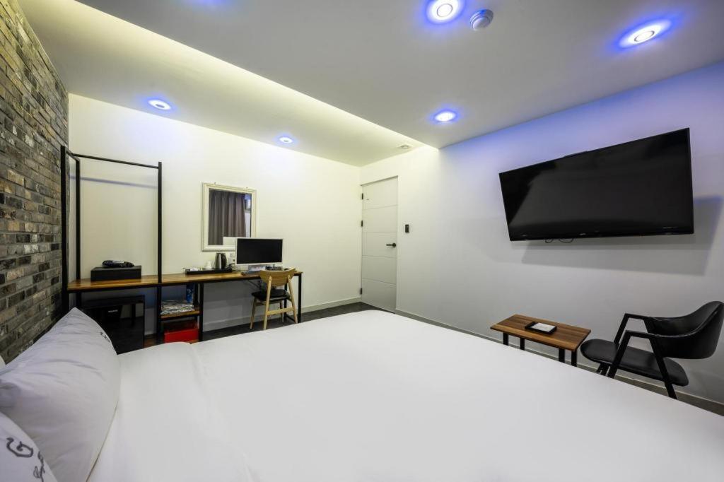 Gray Hotel Пусан Экстерьер фото